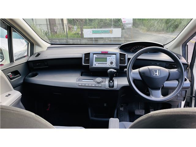 2008 Honda FREED — фото 3