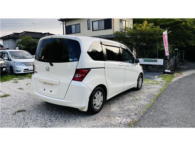 2008 Honda FREED — фото 10