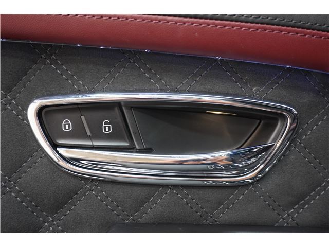 2021 Bentley BENTAYGA — миниатюра 44