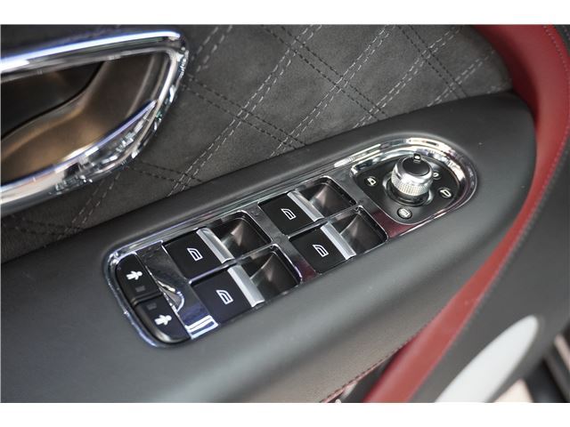 2021 Bentley BENTAYGA — миниатюра 47