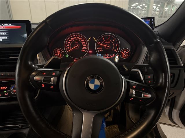 صورة مصغرة 16 لـ 2015 BMW 3 SERIES