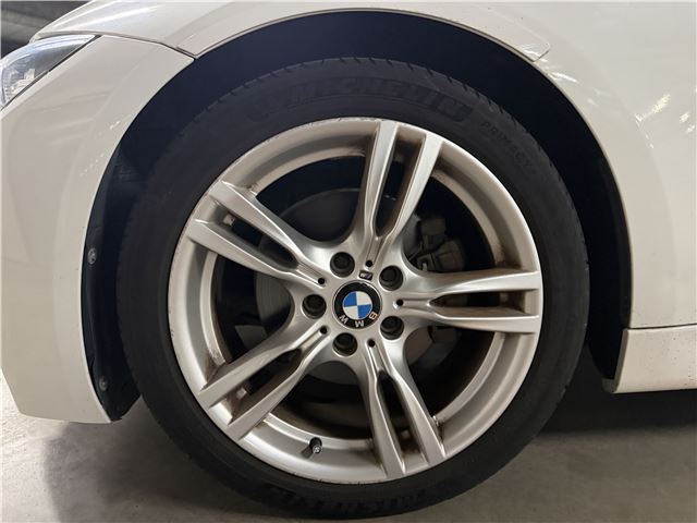 صورة مصغرة 27 لـ 2015 BMW 3 SERIES