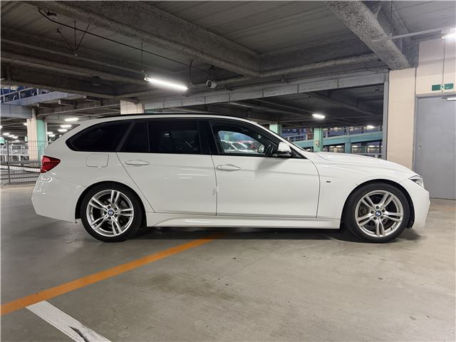 2015 BMW 3 SERIES photo 9