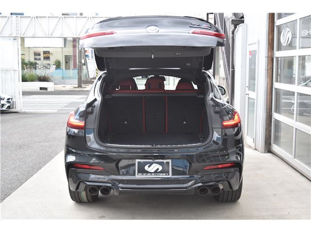 2020 BMW X4 M photo 2