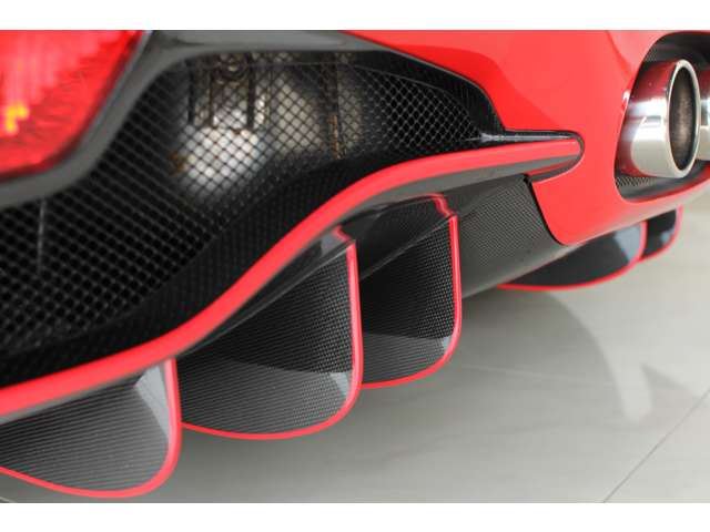 صورة مصغرة 27 لـ 2013 Ferrari 458 SPIDER