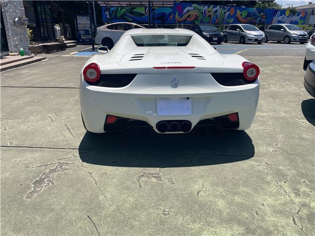 صورة 2 لـ 2014 Ferrari 458 SPIDER