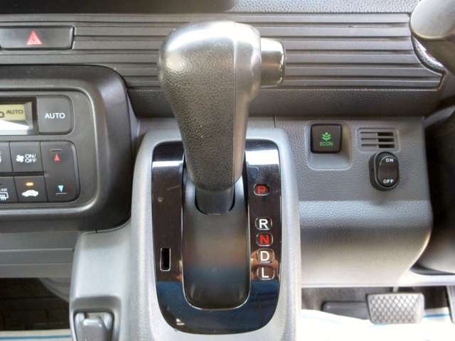 صورة مصغرة 15 لـ 2018 Honda N-VAN