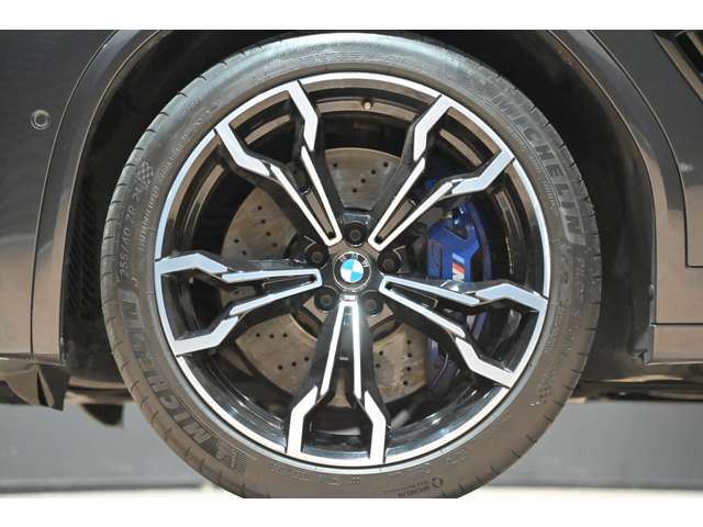 2021 BMW X4 M — миниатюра 15