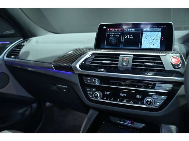 2021 BMW X4 M — миниатюра 32