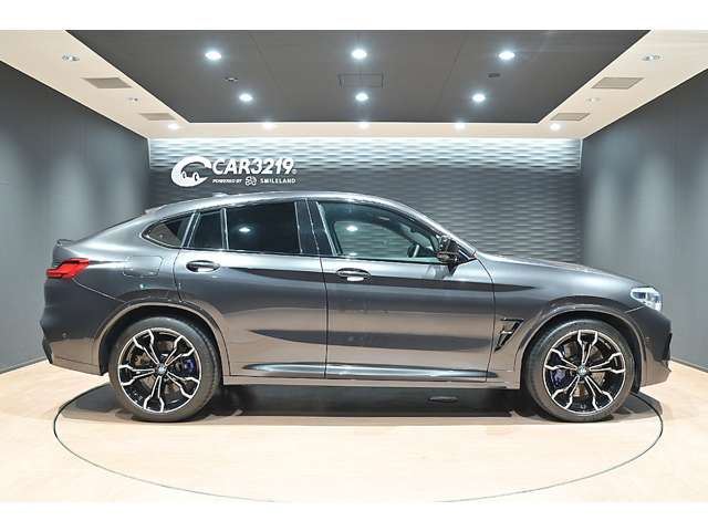 2021 BMW X4 M photo 10