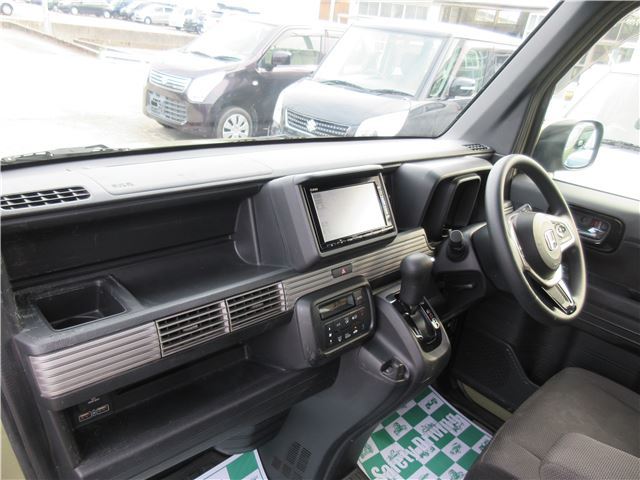 صورة مصغرة 30 لـ 2019 Honda N-VAN