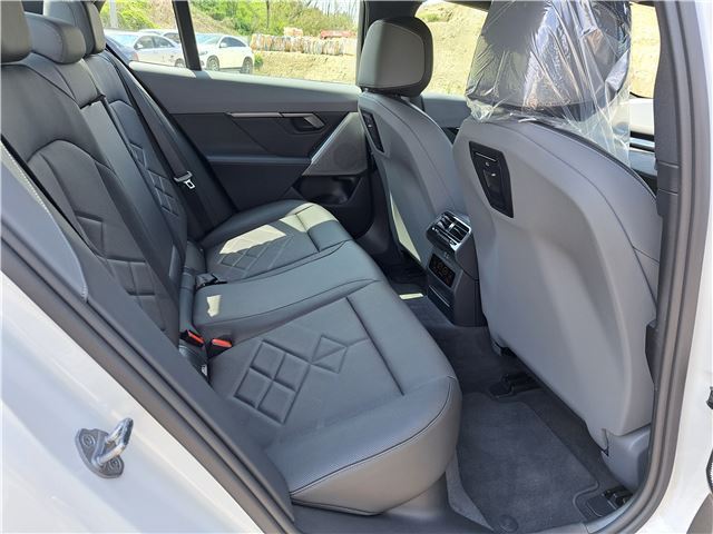 2024 BMW 5 SERIES — миниатюра 16
