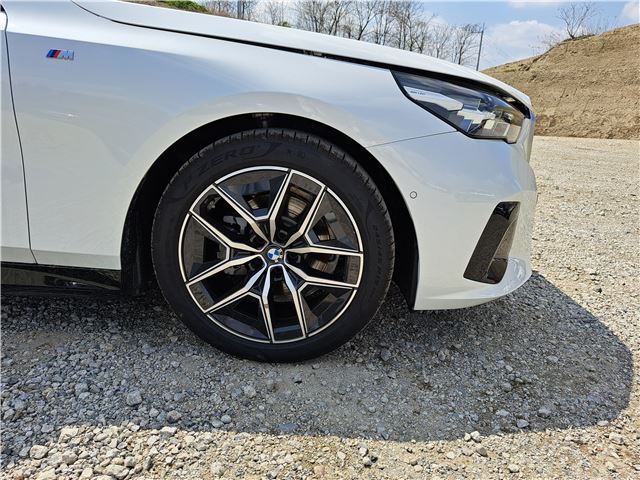 2024 BMW 5 SERIES — миниатюра 22