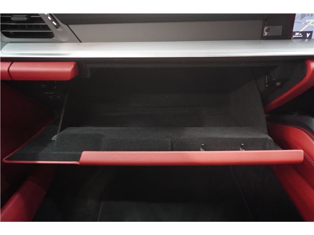 صورة مصغرة 31 لـ 2021 Porsche 911