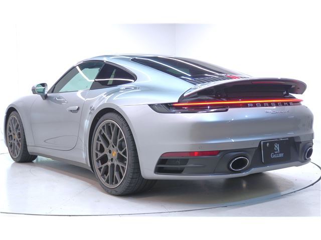 صورة مصغرة 46 لـ 2021 Porsche 911