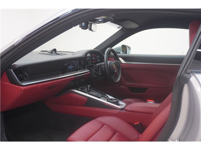 صورة مصغرة 61 لـ 2021 Porsche 911