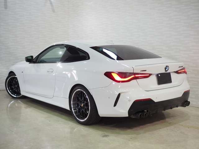 صورة 2 لـ 2021 BMW 4 SERIES COUPE