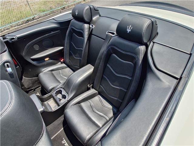 2012 Maserati GRANCABRIO — миниатюра 25