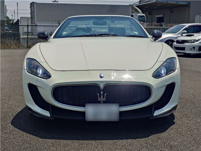 صورة 6 لـ 2012 Maserati GRANCABRIO