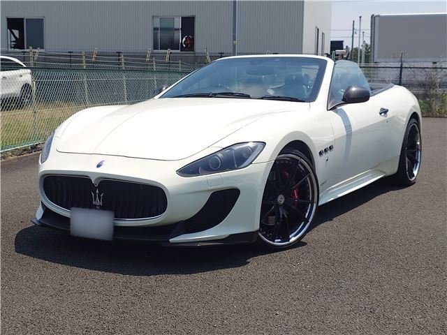صورة 4 لـ 2012 Maserati GRANCABRIO