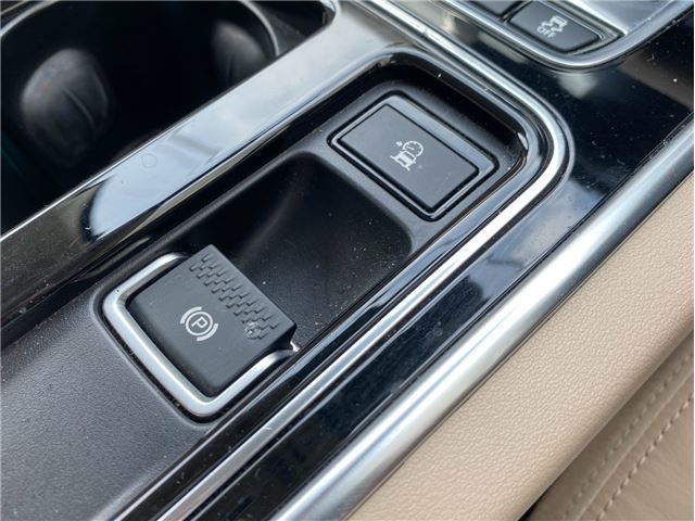 2019 Jaguar XF — миниатюра 16