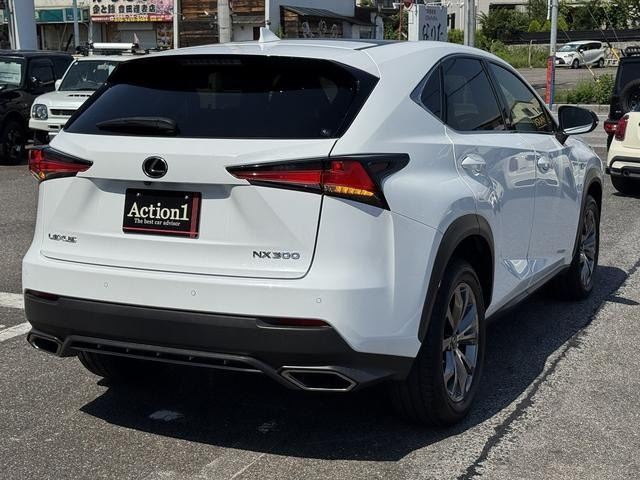 صورة 7 لـ 2017 Lexus NX
