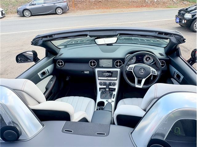 صورة مصغرة 2 لـ 2013 Mercedes-BENZ SLK