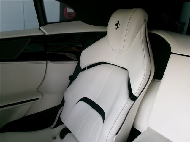 2024 Ferrari PUROSANGUE 缩略图 14