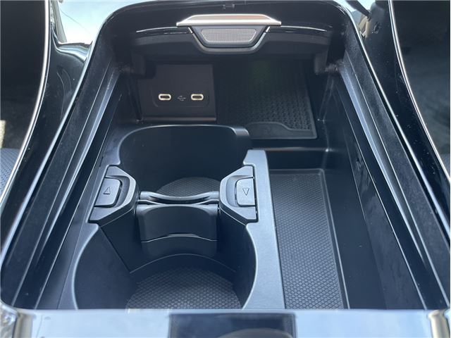 2025 Mercedes-BENZ C-CLASS 缩略图 31