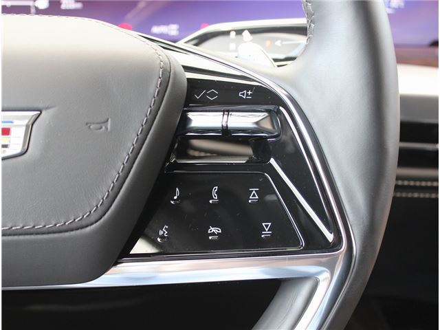 صورة مصغرة 22 لـ 2025 Cadillac ESCALADE