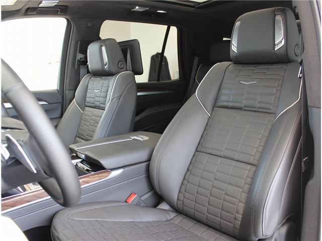 صورة مصغرة 8 لـ 2025 Cadillac ESCALADE