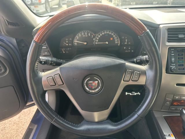 صورة مصغرة 16 لـ 2006 Cadillac XLR
