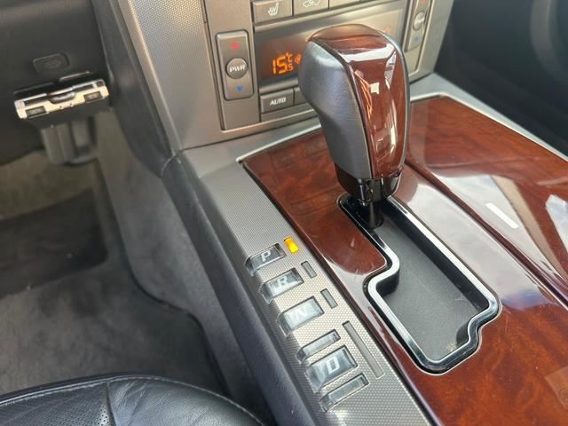 صورة مصغرة 21 لـ 2006 Cadillac XLR