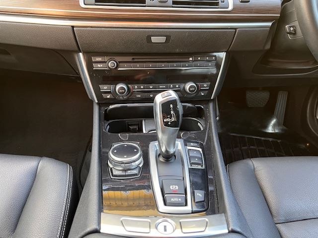 صورة مصغرة 24 لـ 2013 BMW 5 SERIES GRAN TURISMO
