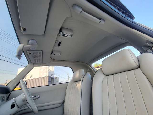 1991 Nissan FIGARO — миниатюра 28
