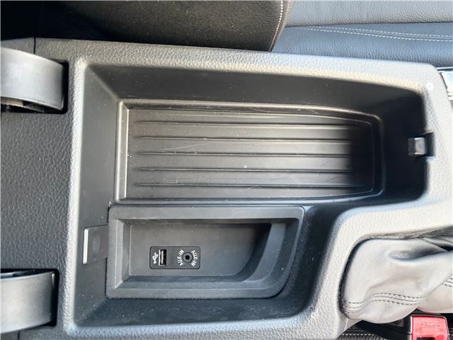 صورة مصغرة 15 لـ 2016 BMW 3 SERIES