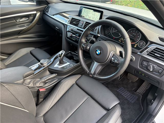 صورة مصغرة 27 لـ 2016 BMW 3 SERIES