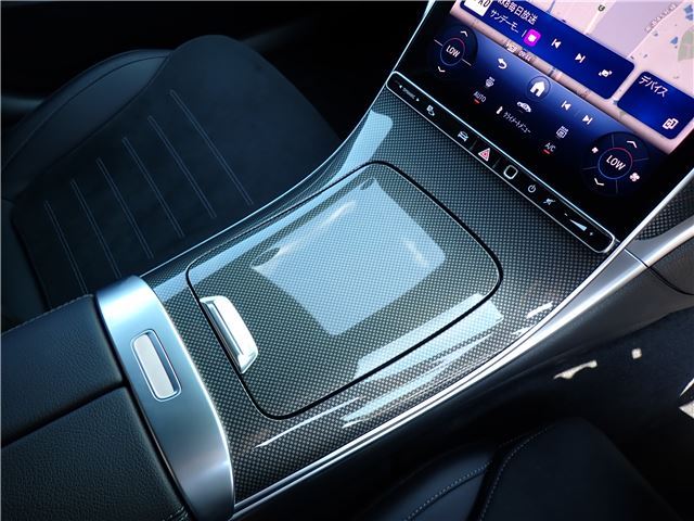2025 Mercedes-BENZ C-CLASS 缩略图 28
