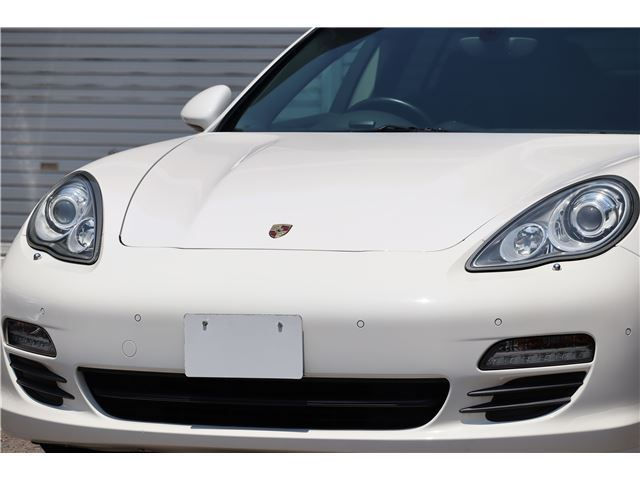 صورة مصغرة 13 لـ 2010 Porsche PANAMERA