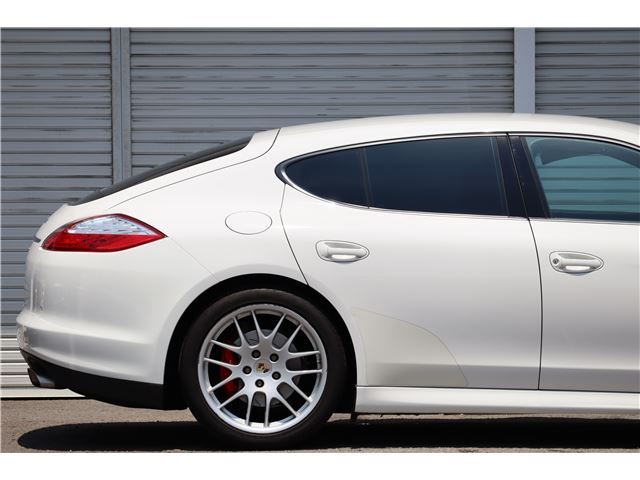 صورة مصغرة 19 لـ 2010 Porsche PANAMERA