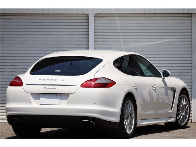 صورة مصغرة 20 لـ 2010 Porsche PANAMERA