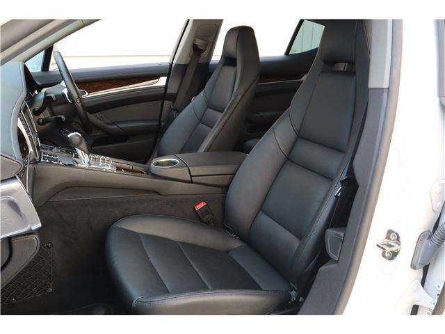 صورة مصغرة 30 لـ 2010 Porsche PANAMERA