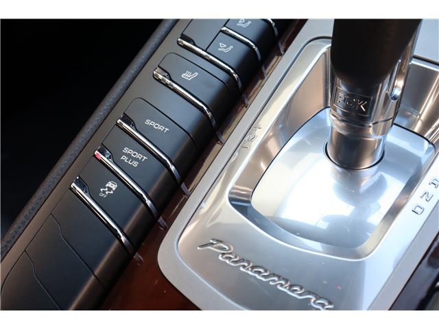 صورة مصغرة 40 لـ 2010 Porsche PANAMERA