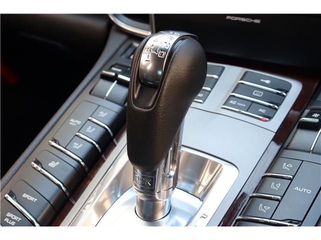 صورة مصغرة 42 لـ 2010 Porsche PANAMERA
