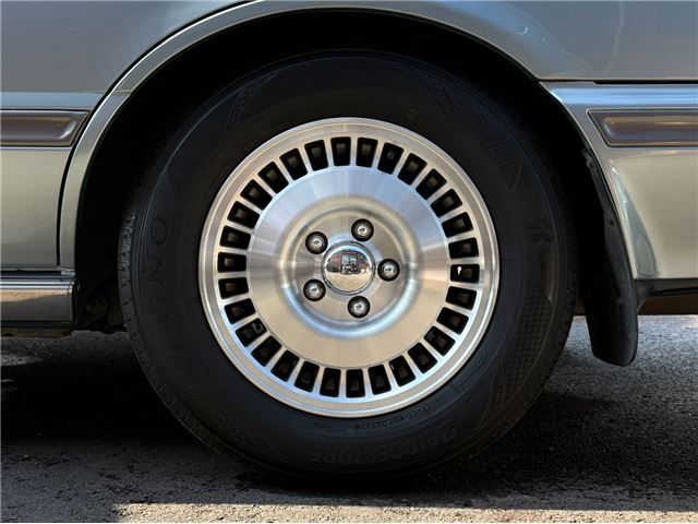 1990 Nissan CIMA — миниатюра 17