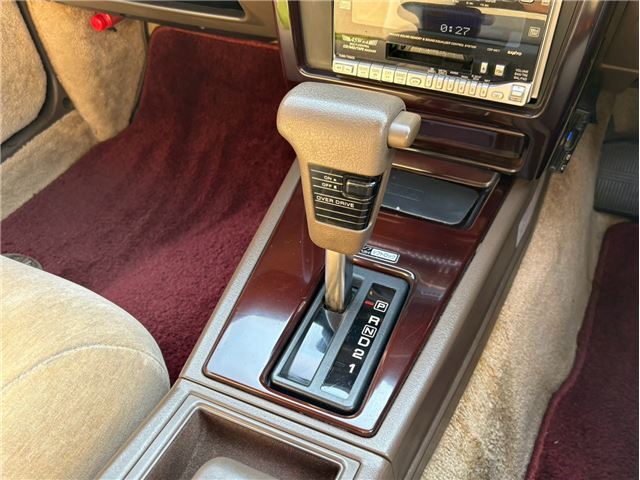 1990 Nissan CIMA — миниатюра 33