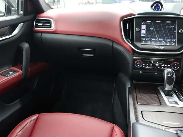 2016 Maserati GHIBLI 缩略图 23