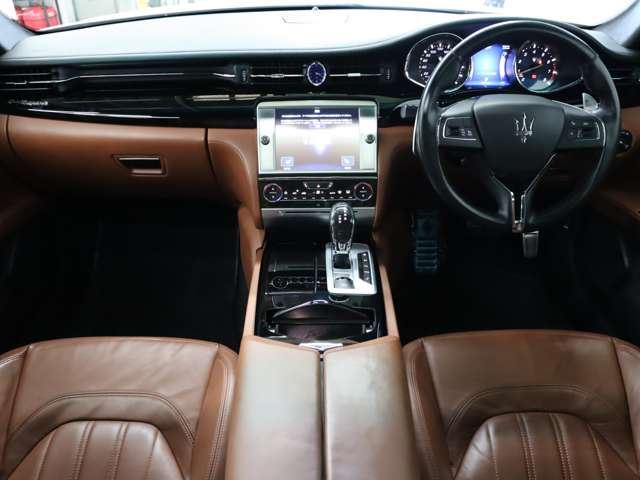 2016 Maserati QUATTROPORTE — миниатюра 2
