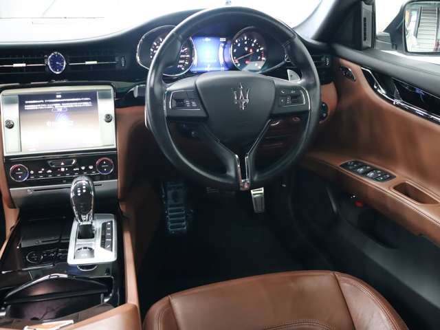 2016 Maserati QUATTROPORTE — миниатюра 24