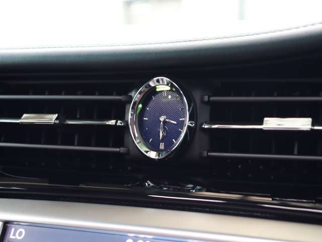 2016 Maserati QUATTROPORTE — миниатюра 45